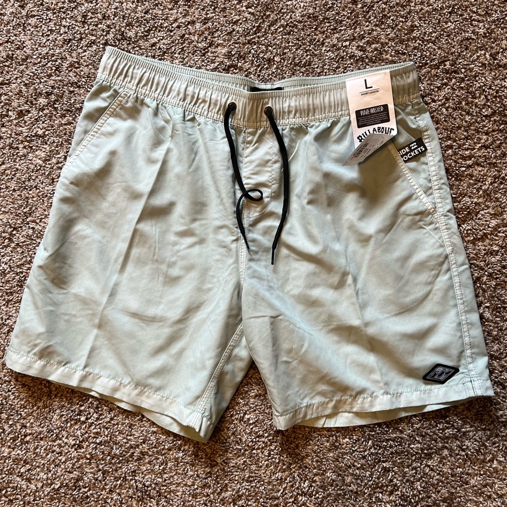 Billabong Men’s Layback Swim Shorts/trunks NWT size L